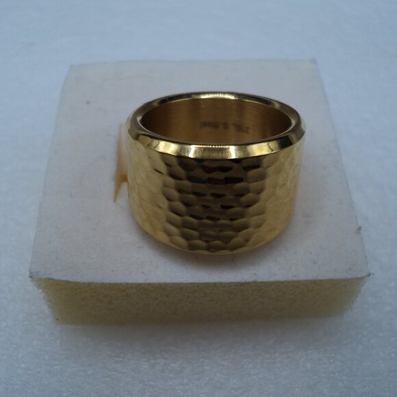 Hammered YG over stainless steel ring size 8 POS173 - Picture 1 of 3